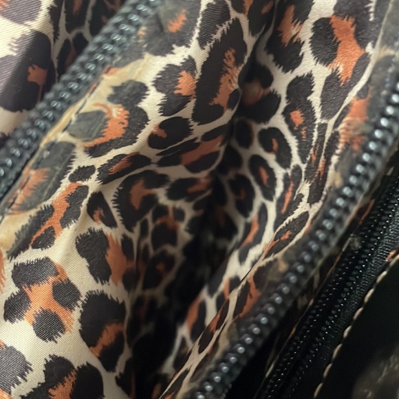 Black, genuine, leather tote bag - Picture 3 of 11